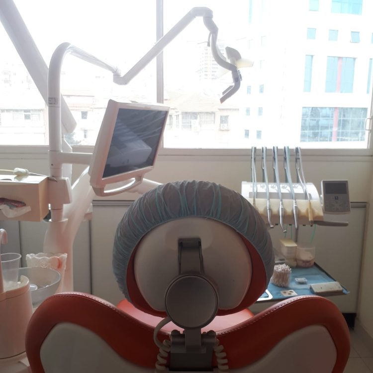 יסקין - כסא מרפאת דשיניים